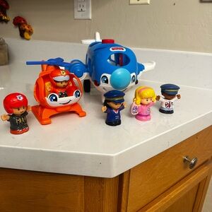 Fisher-Price Blue Airplane and Orange Helicopter Playset with Crew Figures